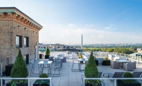 Гостиница Bluebird Suites DC Financial District  Вашингтон